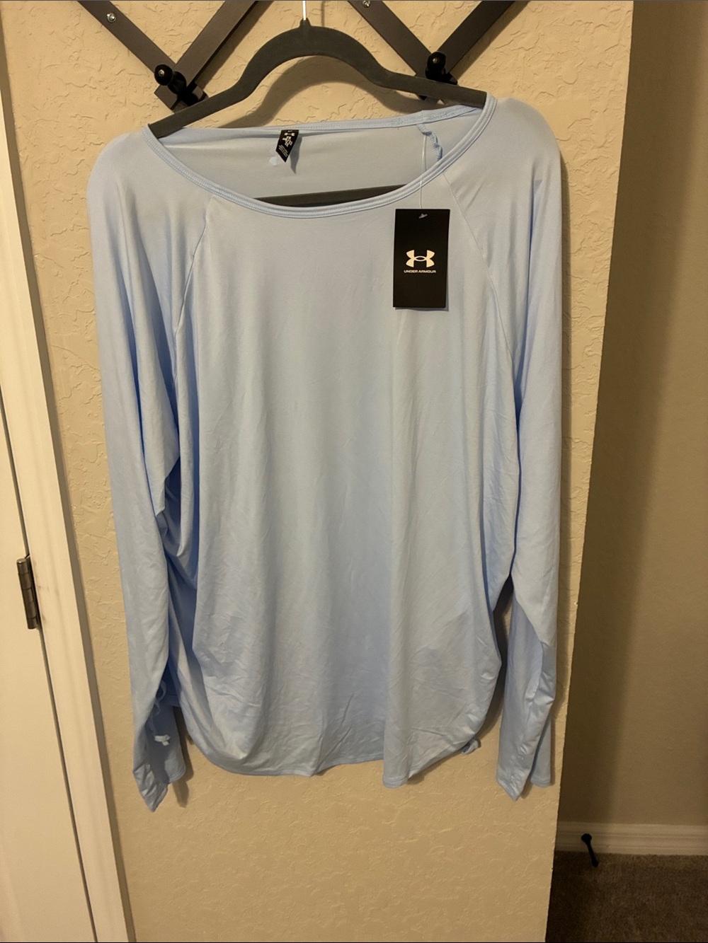 Under Armour Women's Pale Blue Long-Sleeve Performance Tee
